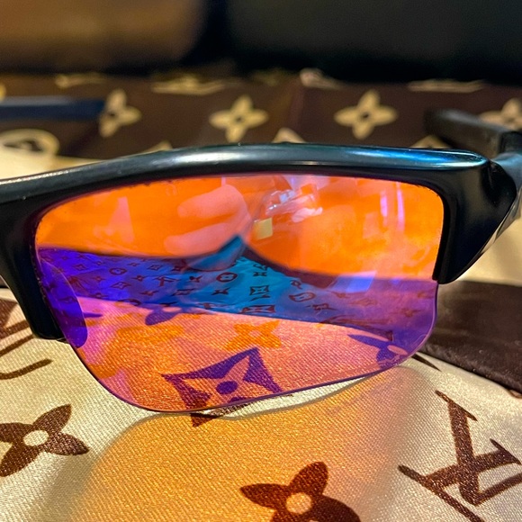 Polarized Oakley Flak Sunglasses w/ Case - Picture 2 of 16